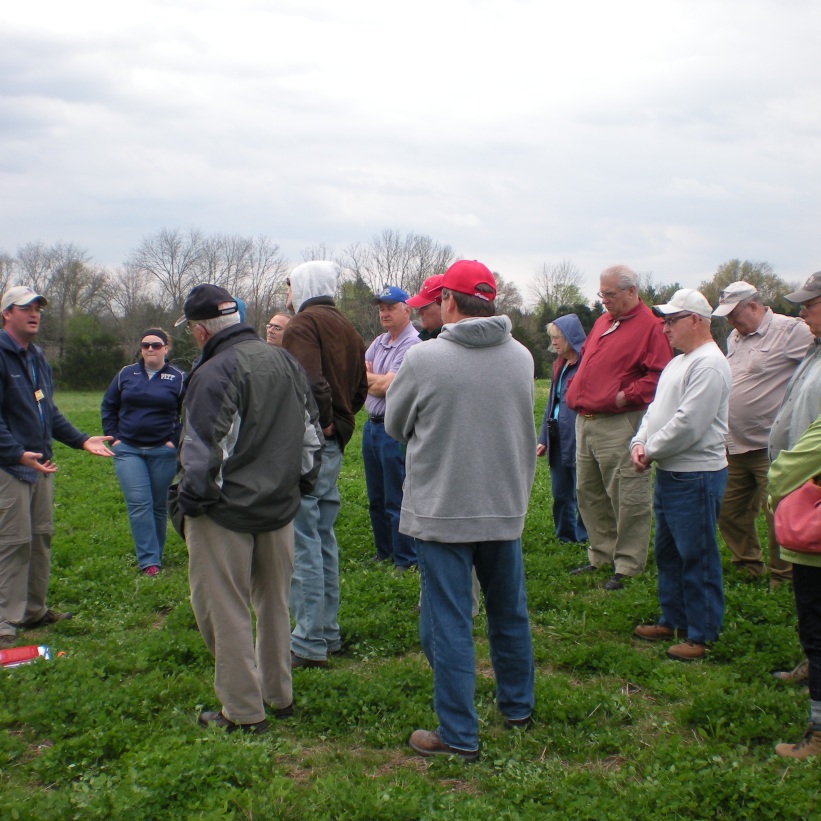 Tour guide Rob Orrison leads attendees in a tour of Mathews Hill during the battle of First Manassas. (Image Courtesy Dan Welch)